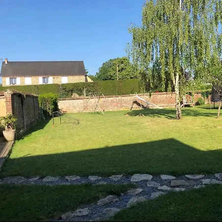 à La Campagne Hébergement de vacances Hanvoile
